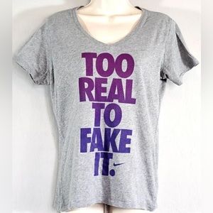 Women’s NIKE Size Small- Short Sleeve Slim Fit Tee Shirt!